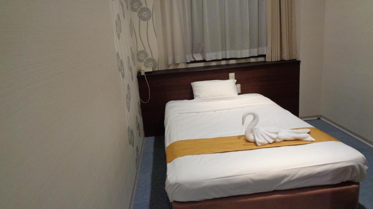 Ueno Frex Hotel Iga Exteriör bild